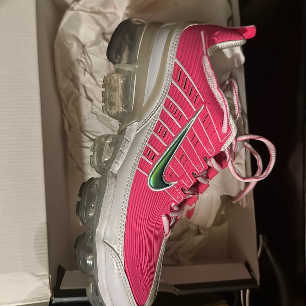 Brand new retro pair Nike
